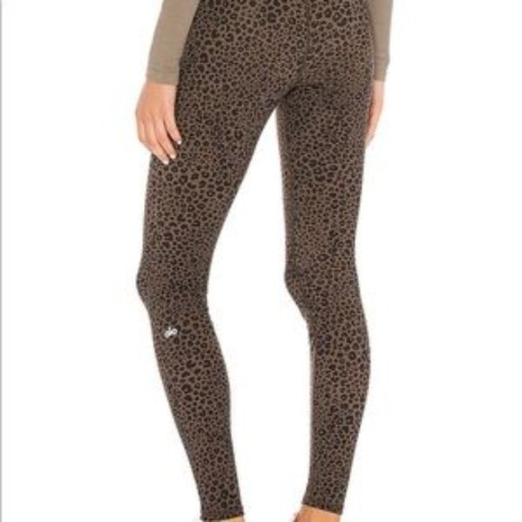 Alo Leopard High Waist Vapor Legging - Picture 3 of 7